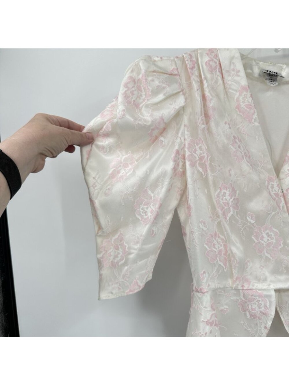 vintage 80s COQUETTE FLORAL BLOUSE XS victorian puff shoulders pink peplum retro - Picture 6 of 11